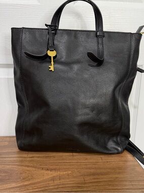 Fossil Black Leather backpack convertible tote with Gold Key Charm